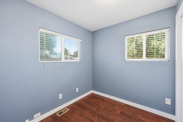 19507 E Mission Ave, Liberty Lake, WA 99016