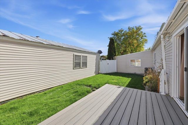 19507 E Mission Ave, Liberty Lake, WA 99016