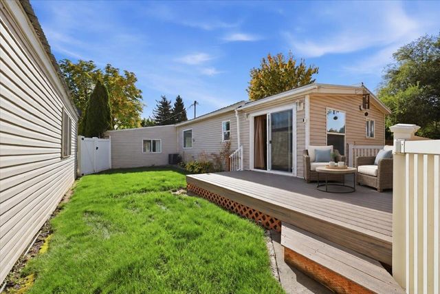 19507 E Mission Ave, Liberty Lake, WA 99016