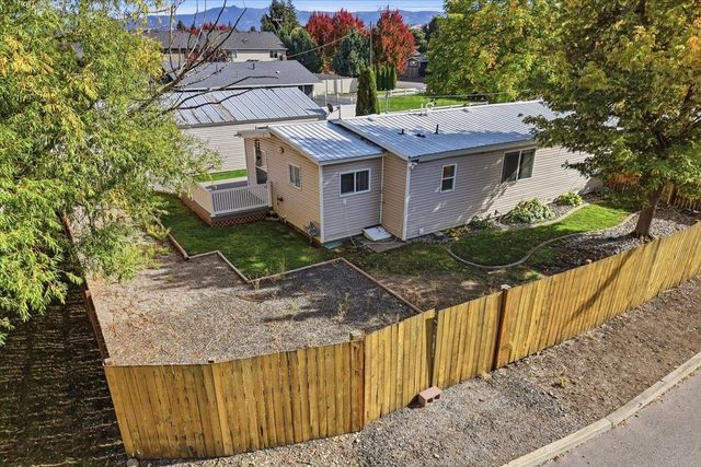 19507 E Mission Ave, Liberty Lake, WA 99016