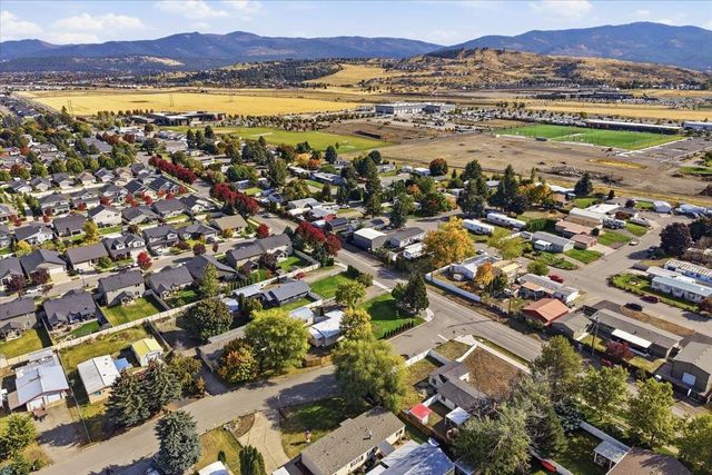 19507 E Mission Ave, Liberty Lake, WA 99016