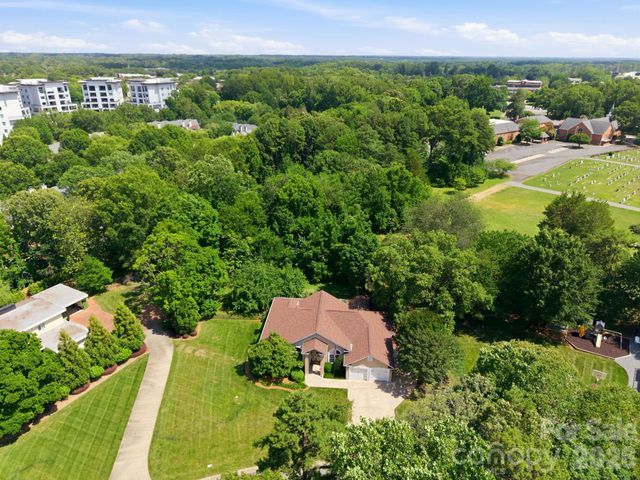 20127 Chapel Point Lane, Cornelius, NC 28031