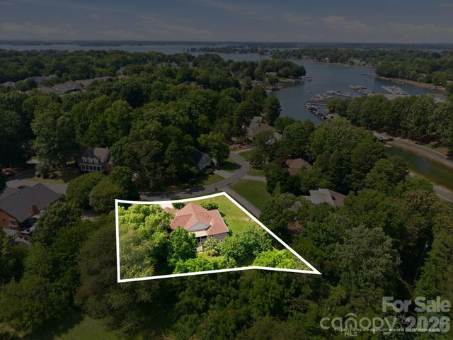 20127 Chapel Point Lane, Cornelius, NC 28031