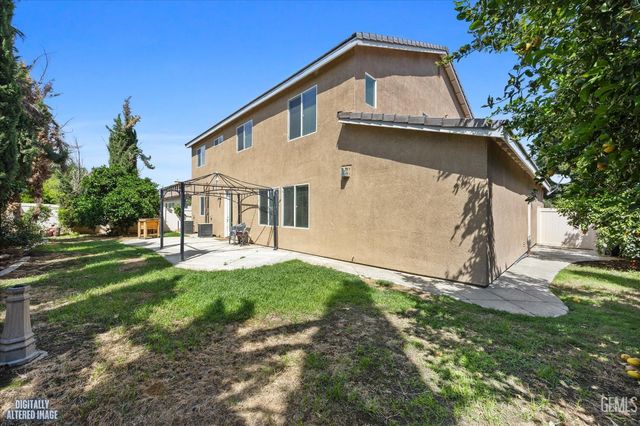 10003 Titanium Street, Bakersfield, CA 93311