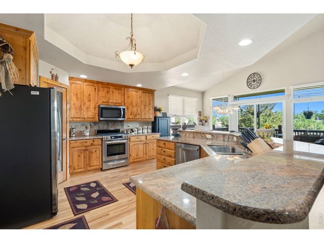 885 Crabapple Dr, Loveland, CO 80538