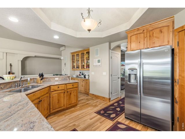 885 Crabapple Dr, Loveland, CO 80538