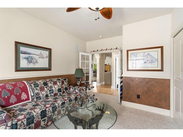 885 Crabapple Dr, Loveland, CO 80538