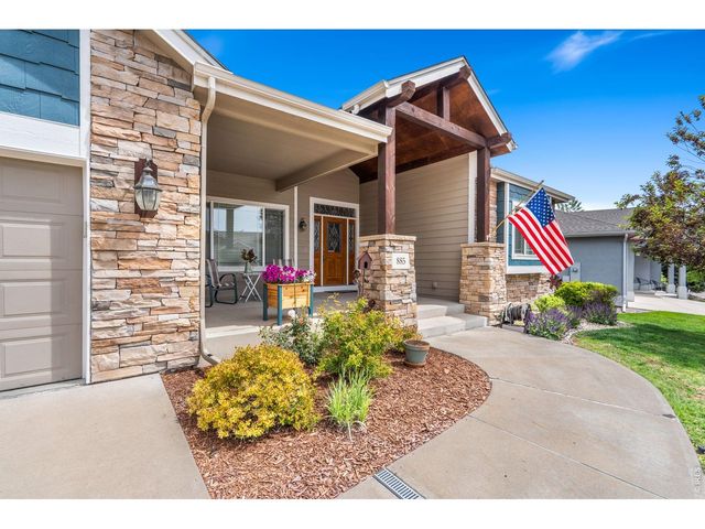 885 Crabapple Dr, Loveland, CO 80538