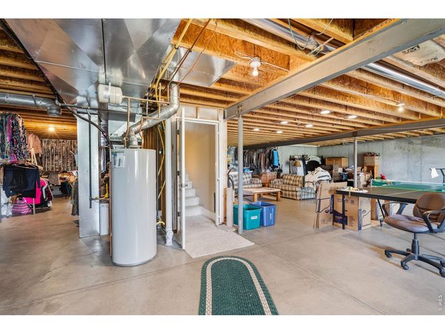 885 Crabapple Dr, Loveland, CO 80538