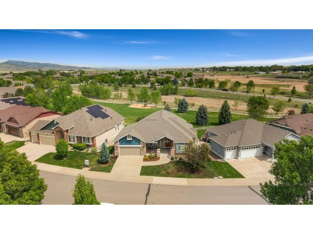 885 Crabapple Dr, Loveland, CO 80538