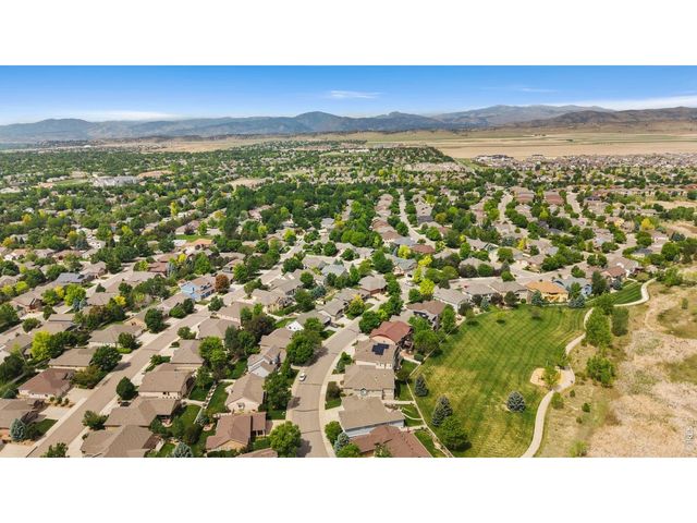 885 Crabapple Dr, Loveland, CO 80538