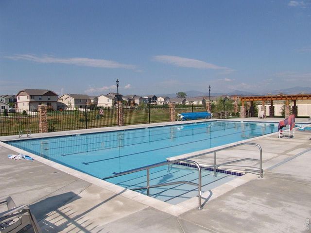 885 Crabapple Dr, Loveland, CO 80538