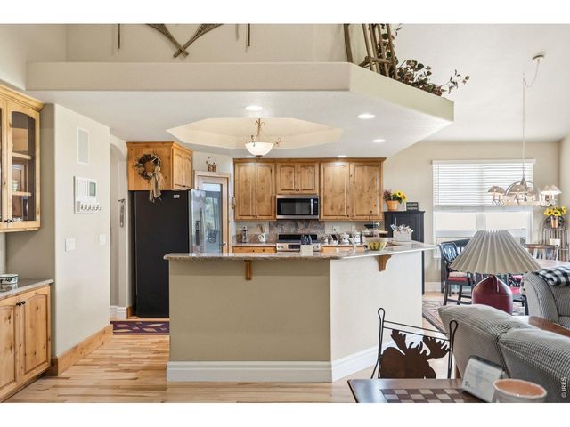 885 Crabapple Dr, Loveland, CO 80538
