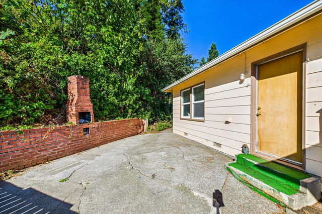 960 14th Street, Fortuna, CA 95540