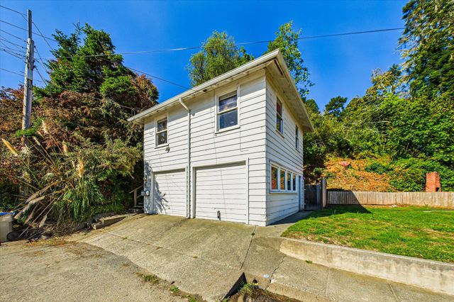 960 14th Street, Fortuna, CA 95540