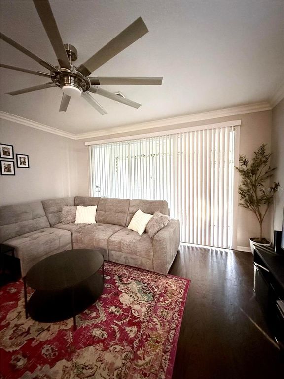 Image 16 of property listing at 6517 SPRING OAK COURT, Tampa, FL 33625