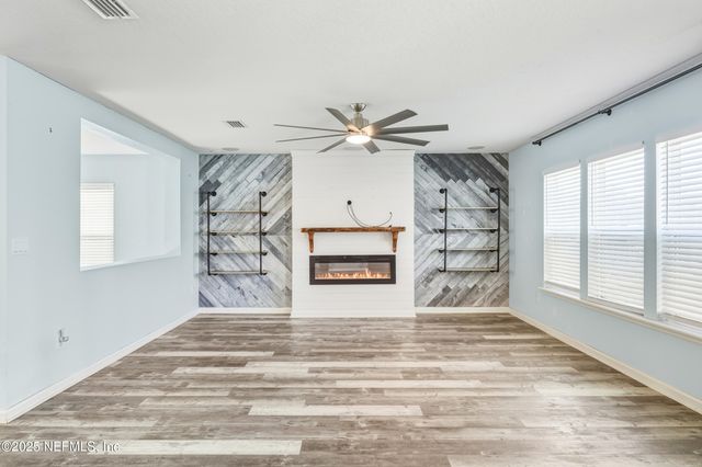 7525 SUNNYDALE Lane, Jacksonville, FL 32256