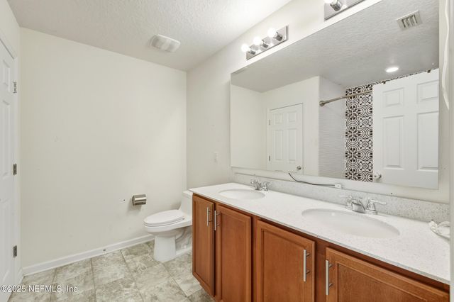 7525 SUNNYDALE Lane, Jacksonville, FL 32256