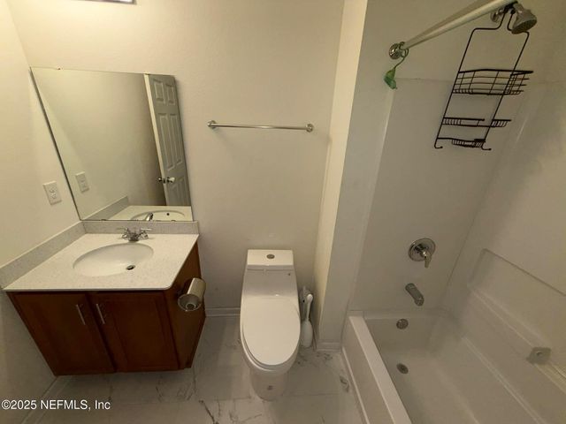 7525 SUNNYDALE Lane, Jacksonville, FL 32256