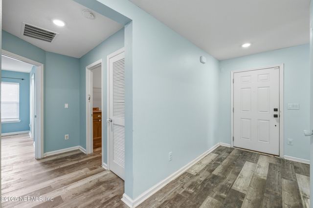 7525 SUNNYDALE Lane, Jacksonville, FL 32256