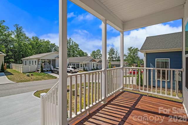 123 Bellamy Road, Asheville, NC 28806