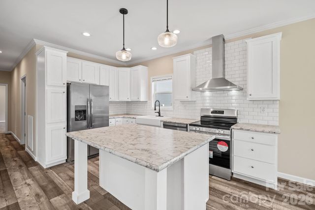 123 Bellamy Road, Asheville, NC 28806