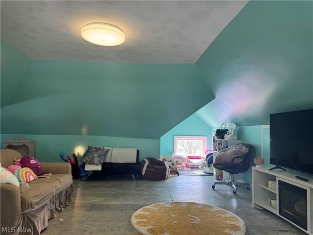 503 N 10th Street, Cambridge, OH 43725