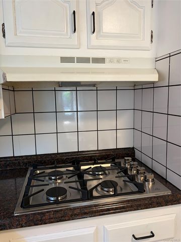 2735 Cropsey Avenue Apt B, Brooklyn, NY 11214