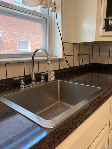 2735 Cropsey Avenue Apt B, Brooklyn, NY 11214