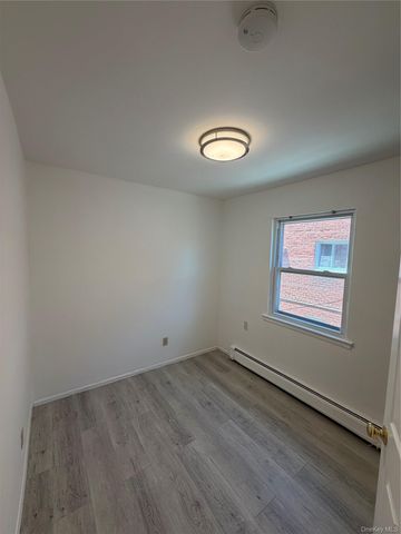 2735 Cropsey Avenue Apt B, Brooklyn, NY 11214