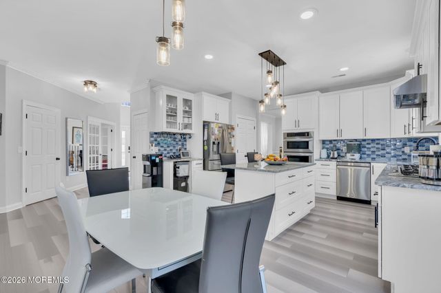 95 Erin Drive, Jackson, NJ 08527
