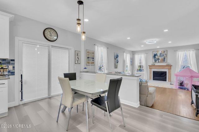 95 Erin Drive, Jackson, NJ 08527