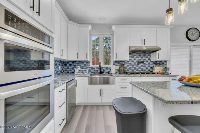 95 Erin Drive, Jackson, NJ 08527