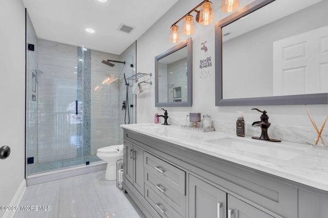 95 Erin Drive, Jackson, NJ 08527