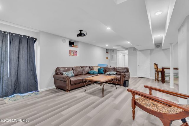 95 Erin Drive, Jackson, NJ 08527