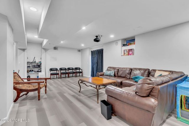 95 Erin Drive, Jackson, NJ 08527