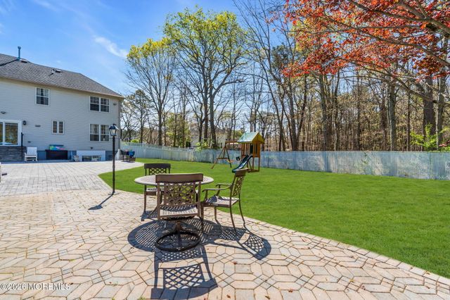 95 Erin Drive, Jackson, NJ 08527