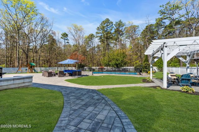 95 Erin Drive, Jackson, NJ 08527