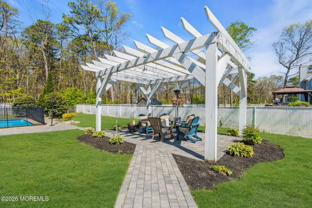 95 Erin Drive, Jackson, NJ 08527