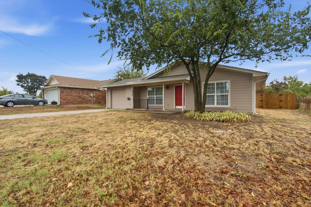 1416 N Rusk Street, Weatherford, TX 76086 — photo 2