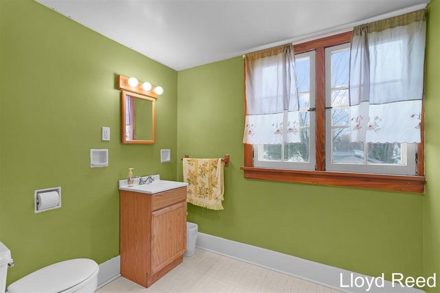 708 Brush Street, Portland, MI 48875