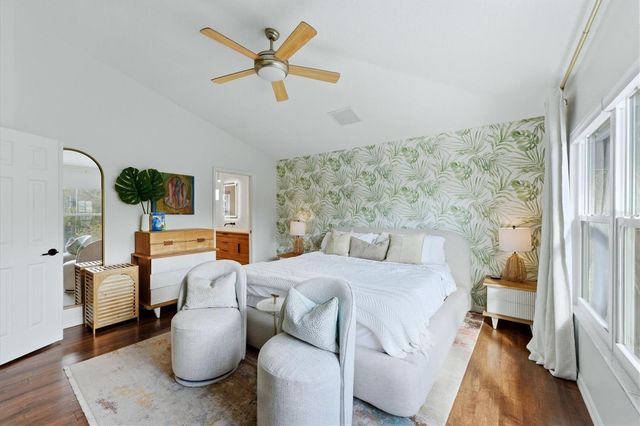 236 15TH AVENUE SE, St Petersburg, FL 33701