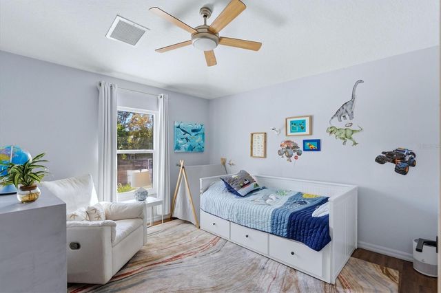 236 15TH AVENUE SE, St Petersburg, FL 33701