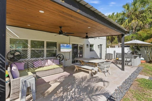 236 15TH AVENUE SE, St Petersburg, FL 33701