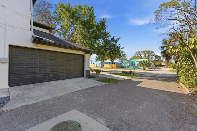 236 15TH AVENUE SE, St Petersburg, FL 33701