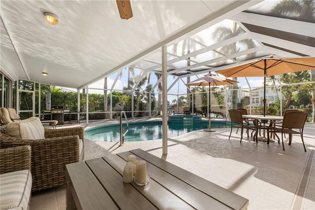 1795 Hurricane Harbor LN, Naples, FL 34102