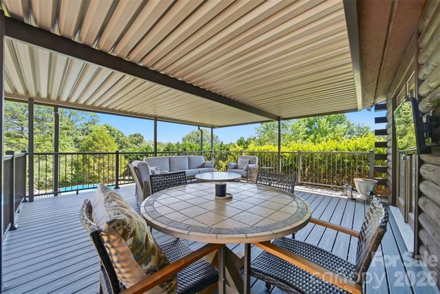 8365 White Pine Circle, Connelly Springs, NC 28612