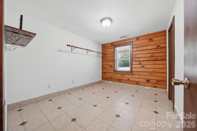 8365 White Pine Circle, Connelly Springs, NC 28612