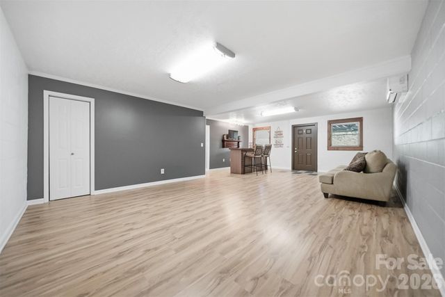8365 White Pine Circle, Connelly Springs, NC 28612