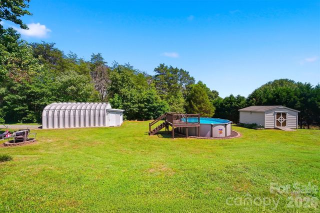 8365 White Pine Circle, Connelly Springs, NC 28612